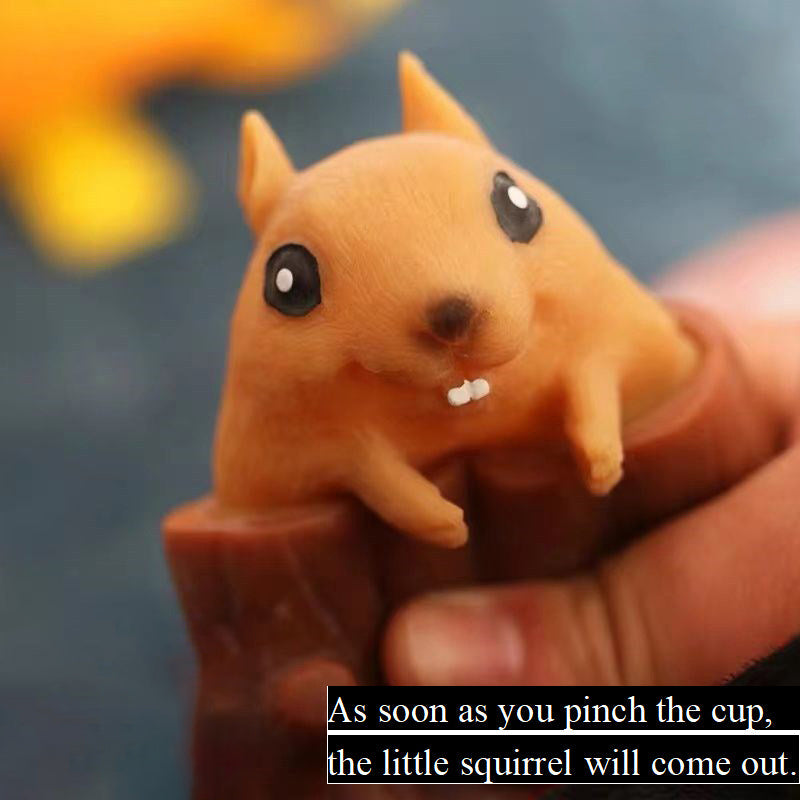 Squeeze Squirrel Cup Children's Toys Evil Decompression Tree Stumps Weird Play Gifts
